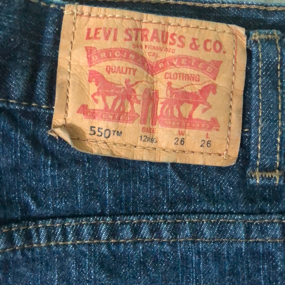Levi’s jean - Picture 2 of 4